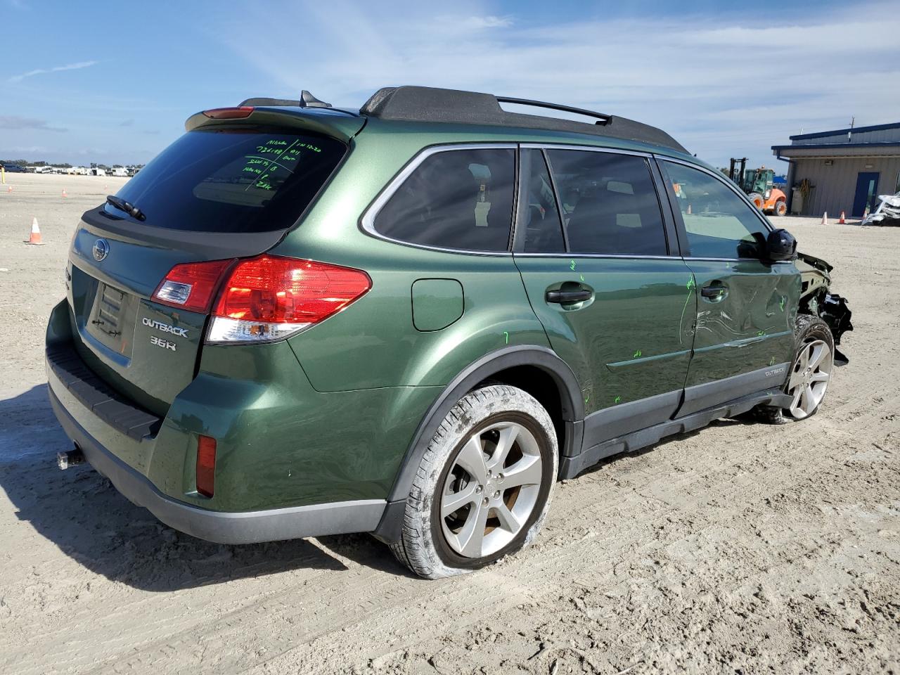 Изображение 3 2013 SUBARU OUTBACK 3.6R LIMITED 2013 с VIN 4S4BRDPC4D2261515