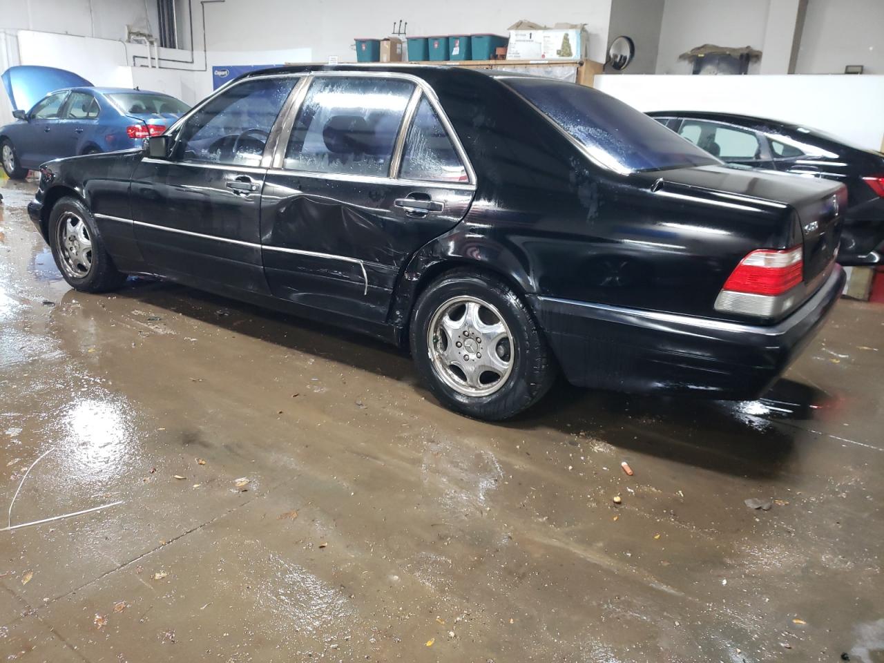 Image 2 of 1999 MERCEDES-BENZ S 420 1999 with VIN WDBGA43GXXA417494