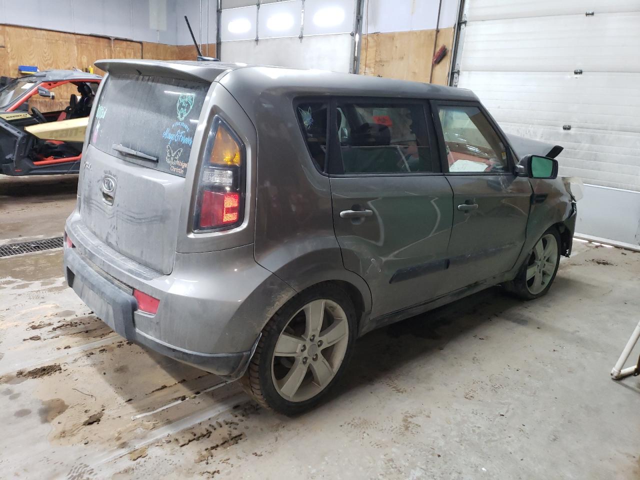Obraz 3 z 2011 KIA SOUL + 2011 z VIN KNDJT2A26B7214251