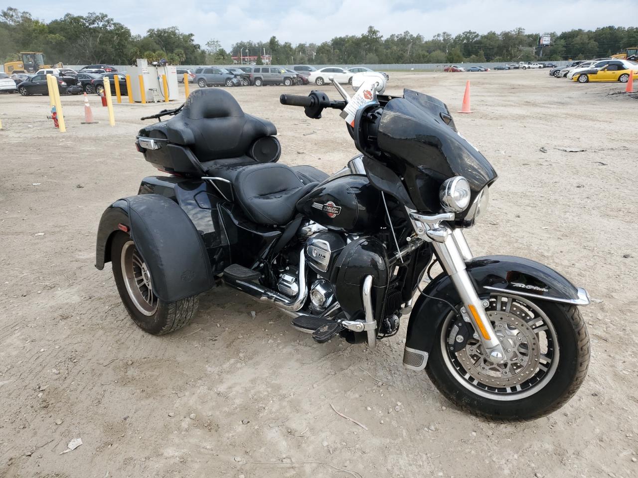 Изображение 1 2022 HARLEY-DAVIDSON FLHTCUTG  2022 с VIN 1HD1MAF25NB857805