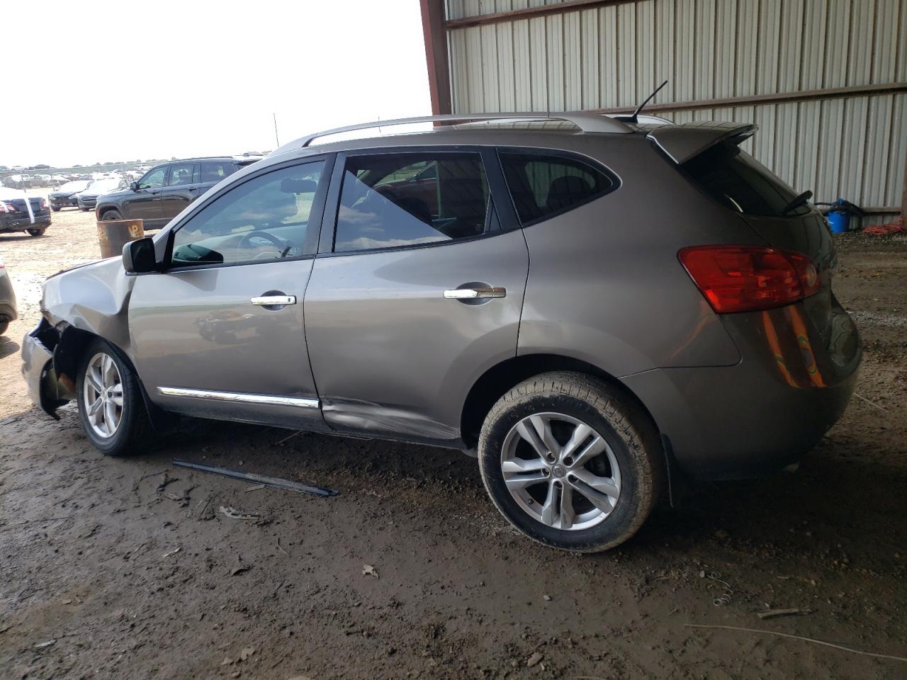 Image 2 of 2015 NISSAN ROGUE SELECT S 2015 with VIN JN8AS5MV4FW752912