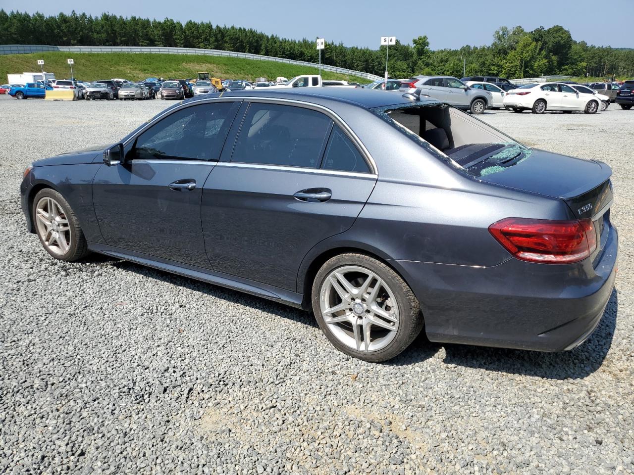 Image 2 of 2014 MERCEDES-BENZ E 350 4MATIC 2014 with VIN WDDHF8JB8EA908526