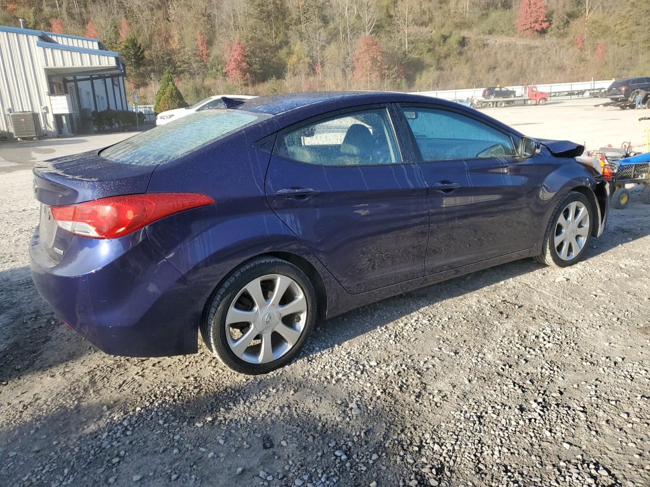 Image 3 of 2013 HYUNDAI ELANTRA GLS 2013 with VIN 5NPDH4AE2DH169912