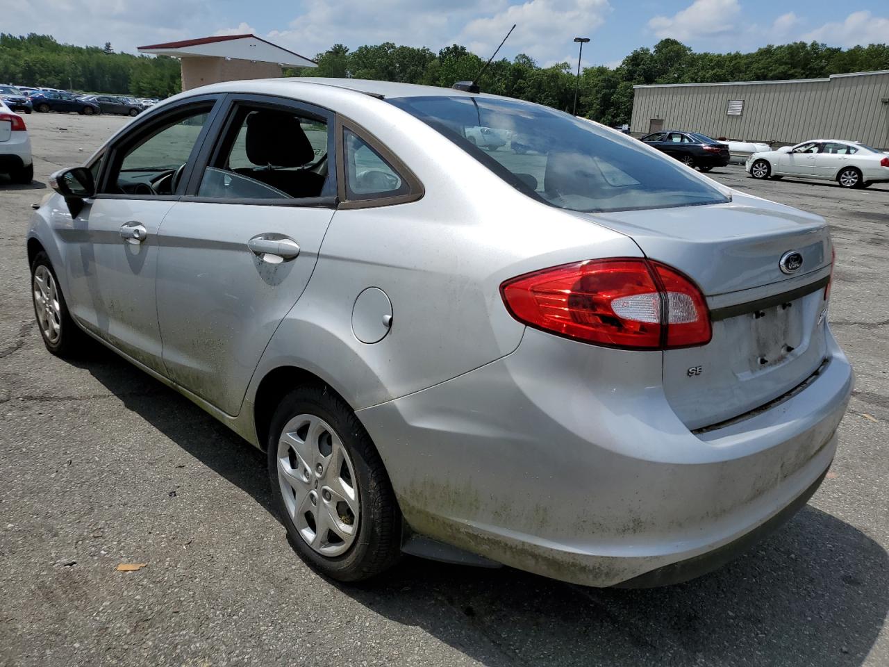Image 2 of 2013 FORD FIESTA SE 2013 with VIN 3FADP4BJ7DM142235