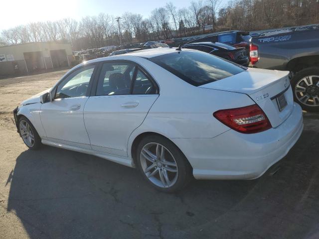 Изображение 2 2013 MERCEDES-BENZ C 300 4MATIC 2013 с VIN WDDGF8AB7DR245073