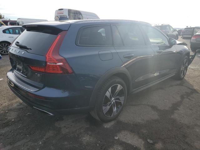 Изображение 3 2020 VOLVO V60 T5 MOMENTUM 2020 с VIN YV4102WK3L1038780