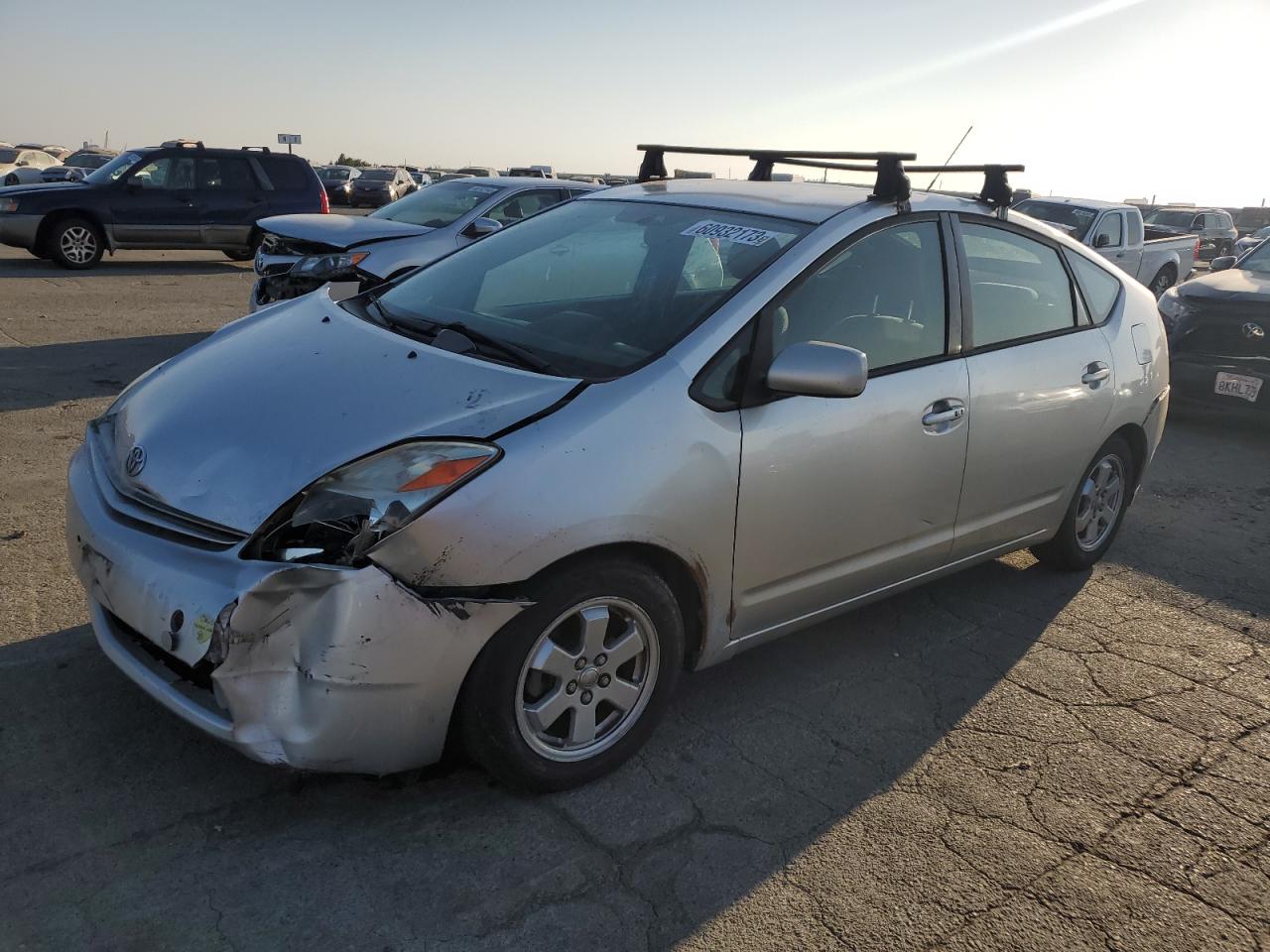 Image 1 of 2004 TOYOTA PRIUS  2004 with VIN JTDKB20U440095248