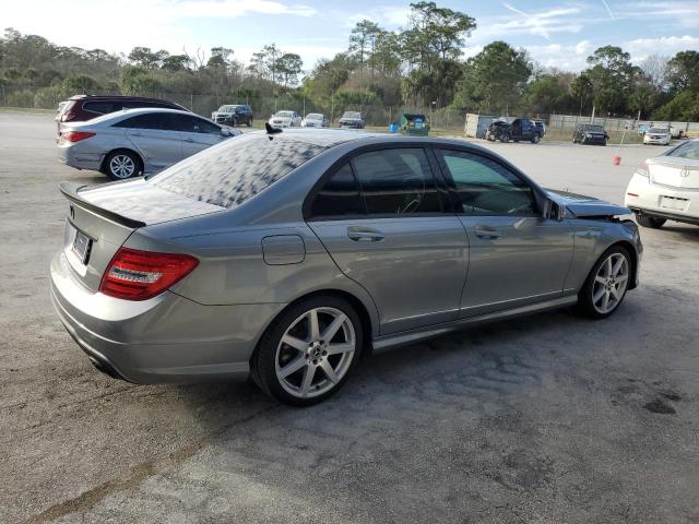 Obraz 3 z 2014 MERCEDES-BENZ C 300 4MATIC 2014 z VIN WDDGF8AB5EA954875