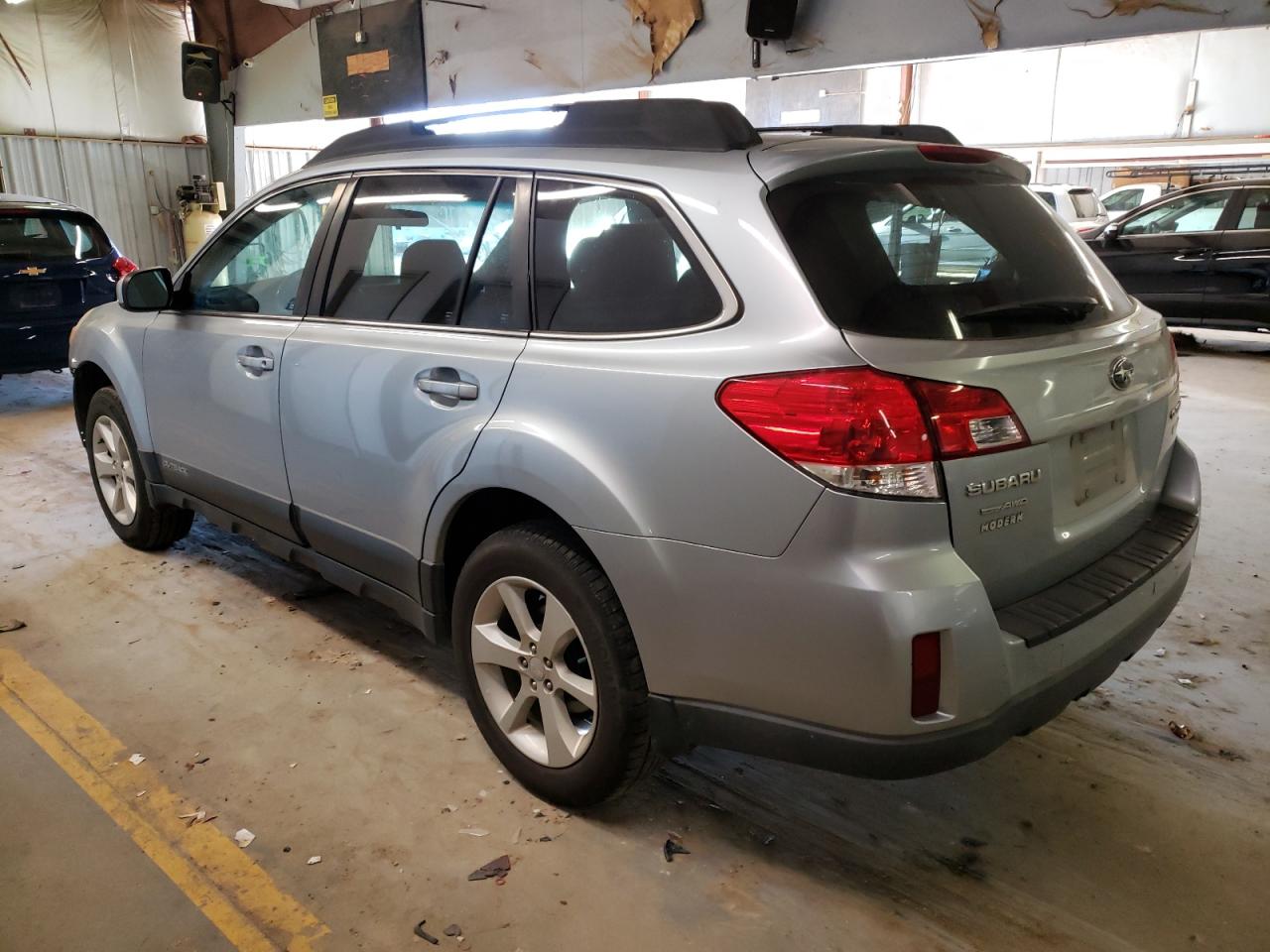 Image 2 of 2013 SUBARU OUTBACK 2.5I PREMIUM 2013 with VIN 4S4BRBCC6D3276327