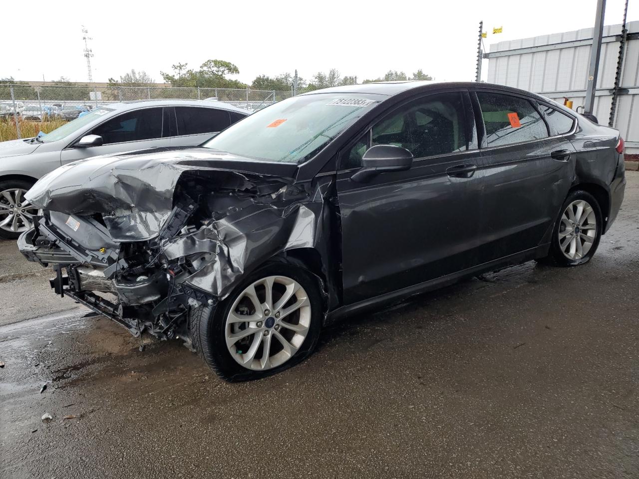Image 1 of 2019 FORD FUSION SE 2019 with VIN 3FA6P0HD0KR146937