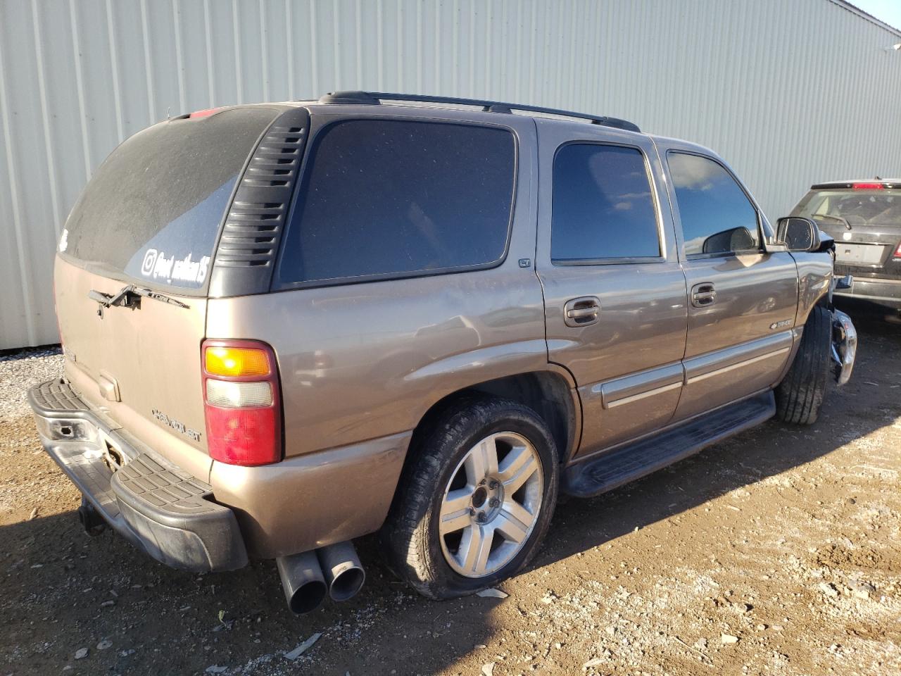 Изображение 3 2003 CHEVROLET TAHOE C1500 2003 с VIN 1GNEC13Z73R155195