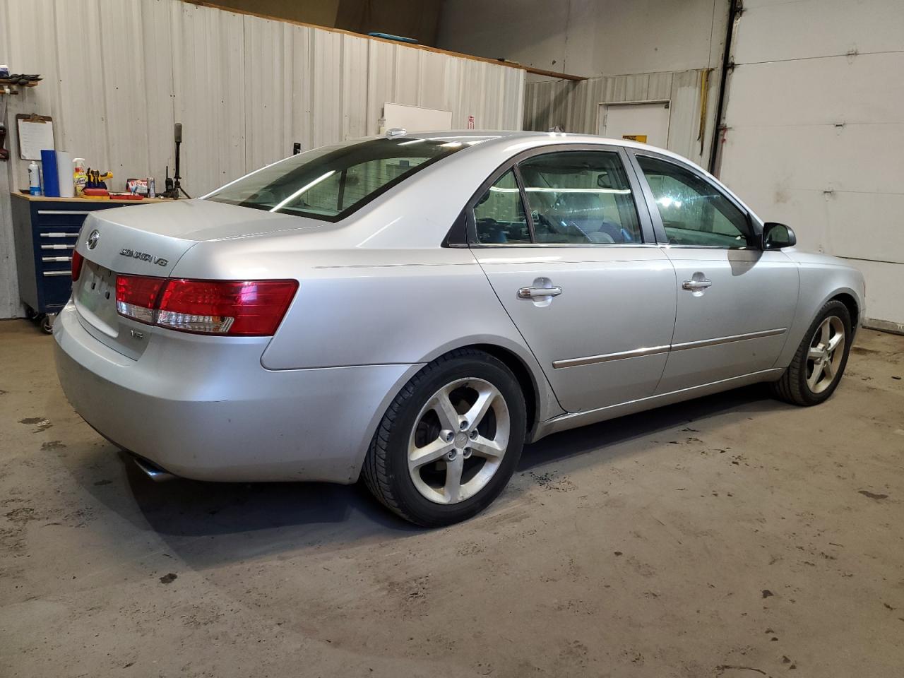 Image 3 of 2008 HYUNDAI SONATA SE 2008 with VIN 5NPEU46F98H372755