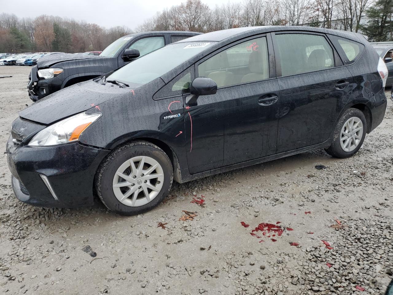 Image 1 of 2014 TOYOTA PRIUS V  2014 with VIN JTDZN3EU1EJ013654