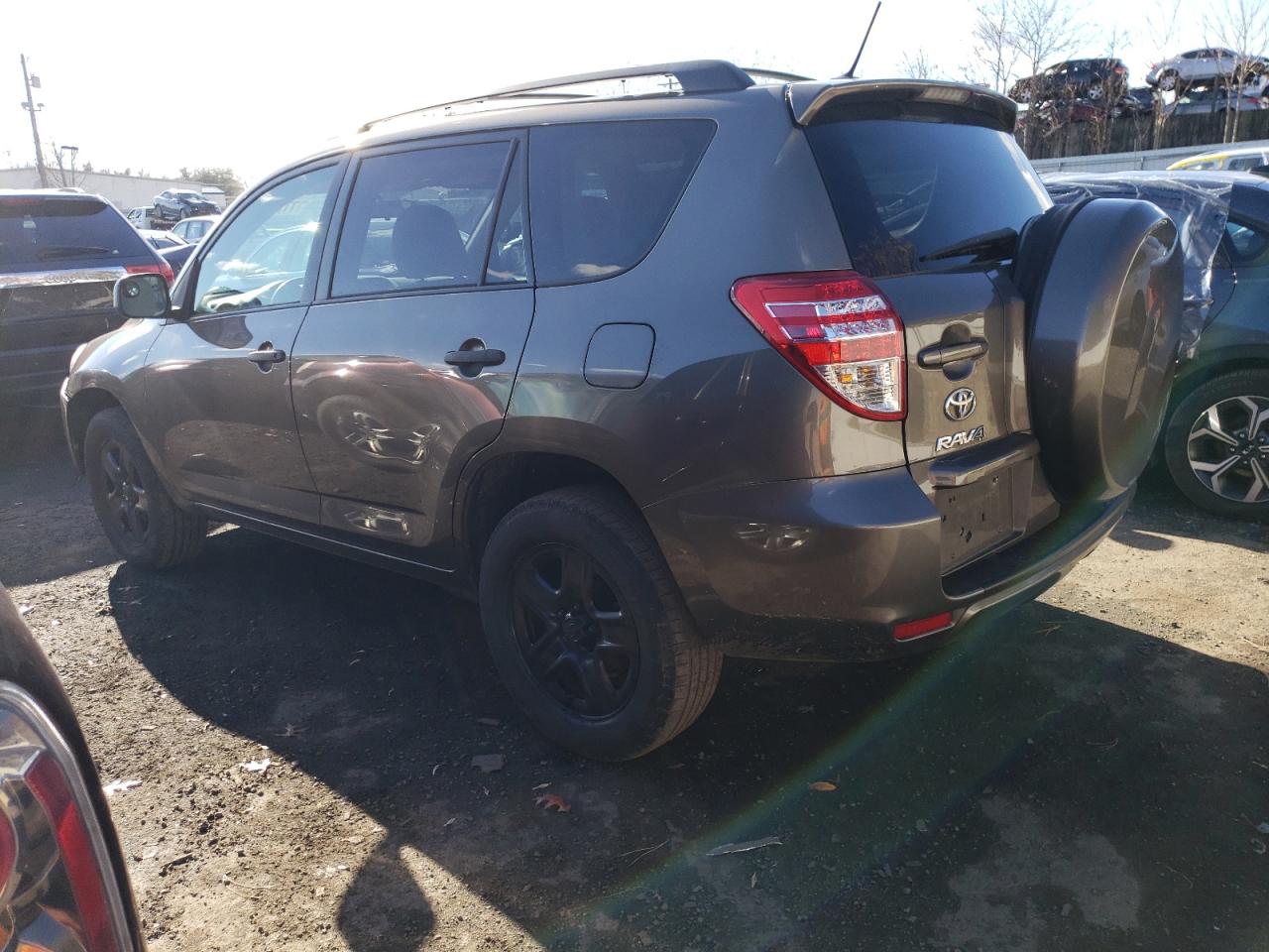 Image 2 of 2011 TOYOTA RAV4  2011 with VIN 2T3JF4DV7BW166840