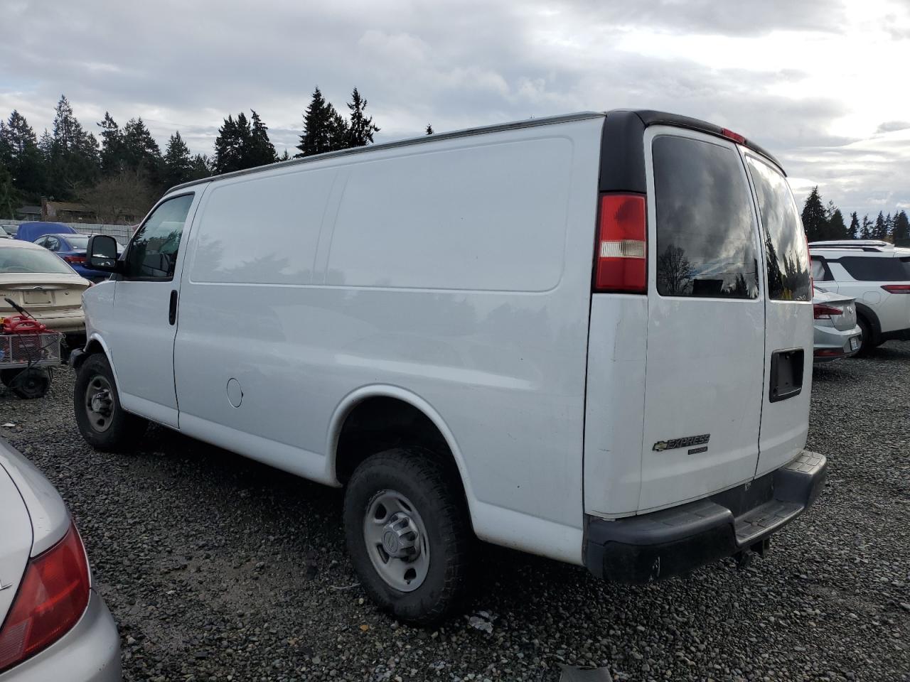Image 2 of 2014 CHEVROLET EXPRESS G3500  2014 with VIN 1GCZGTCG8E1121311