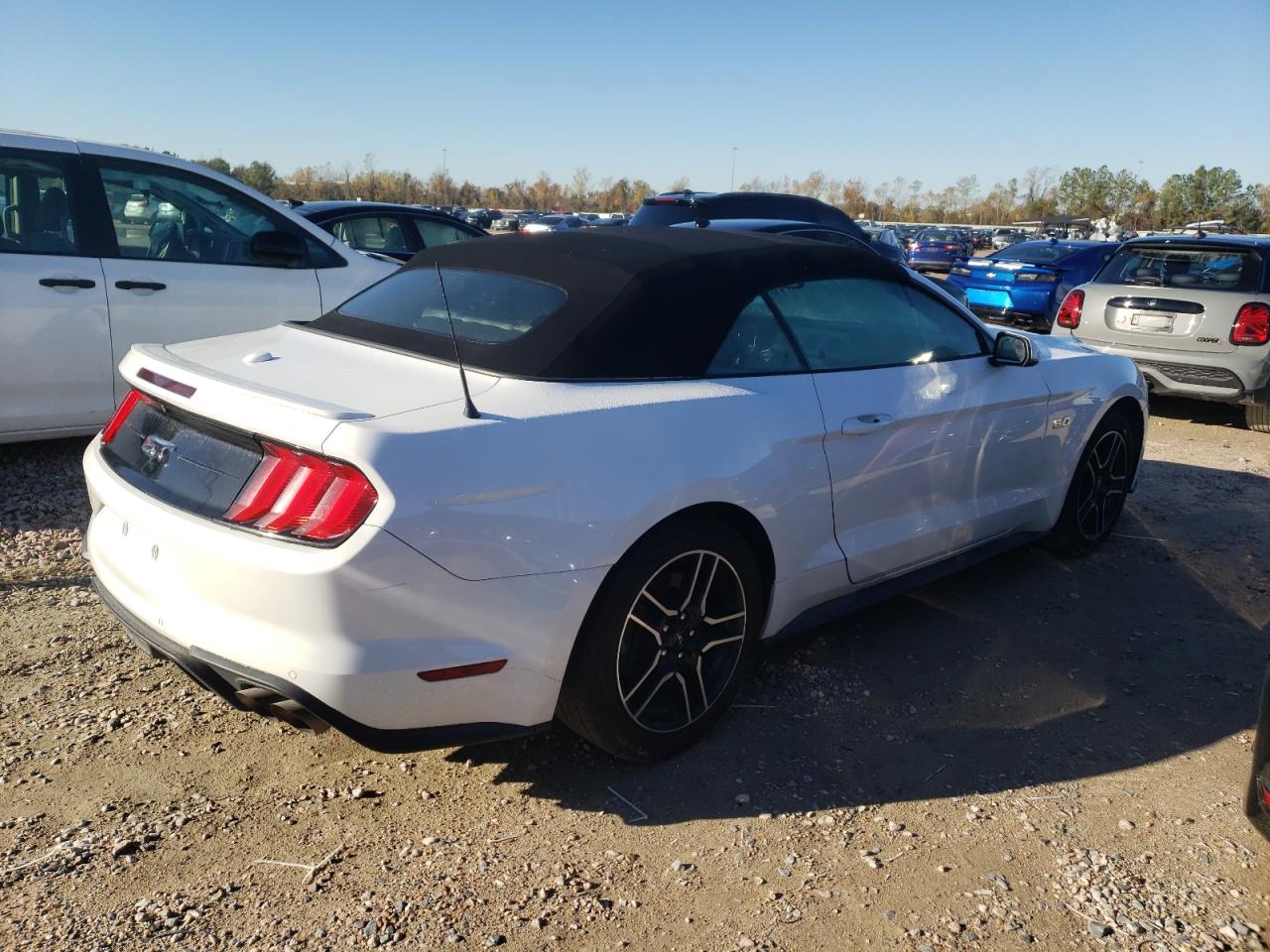 Image 3 of 2020 FORD MUSTANG GT 2020 with VIN 1FATP8FF1L5112029