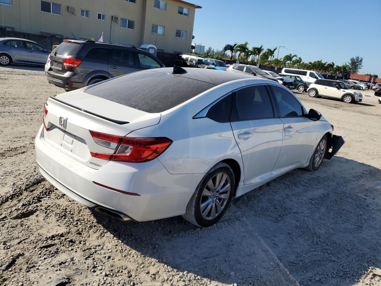 Obraz 3 z 2020 HONDA ACCORD SPORT 2020 z VIN 1HGCV1F38LA151142