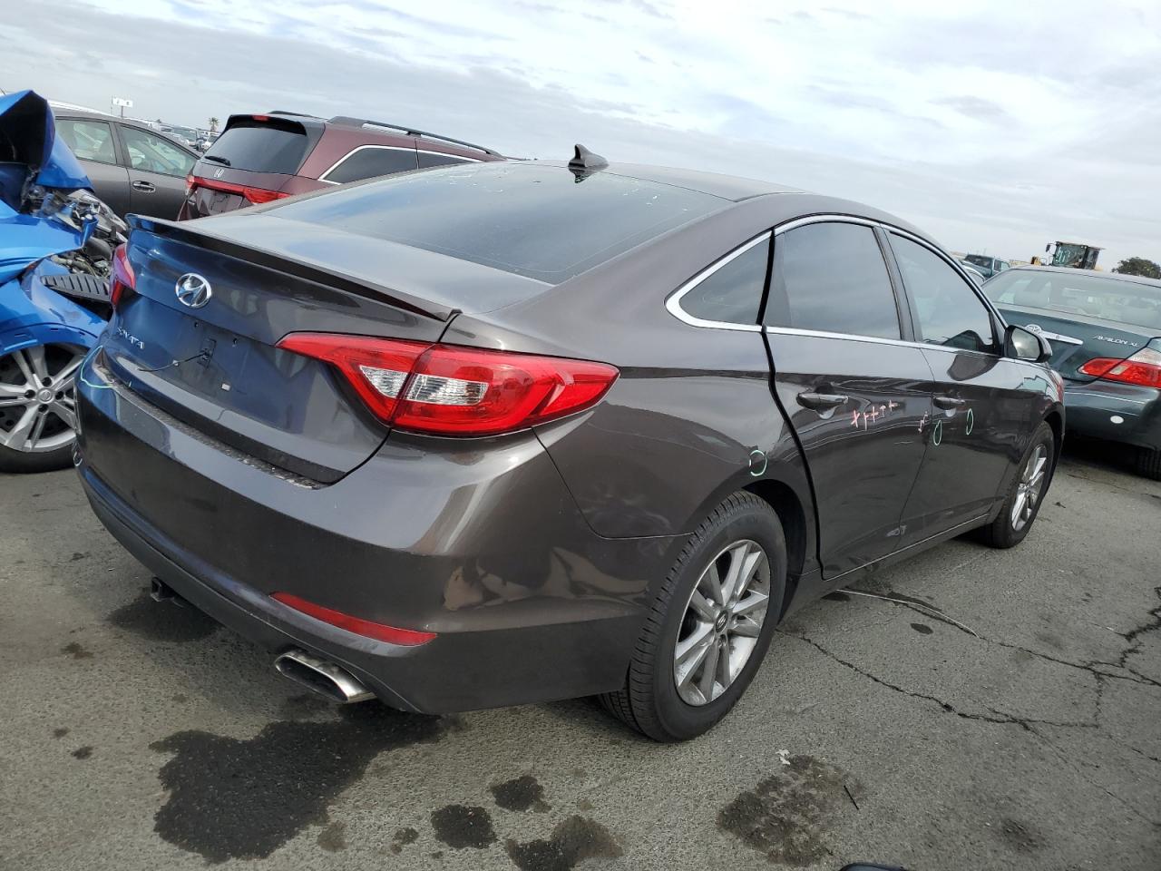 Изображение 3 2017 HYUNDAI SONATA SE 2017 с VIN 5NPE24AFXHH557197