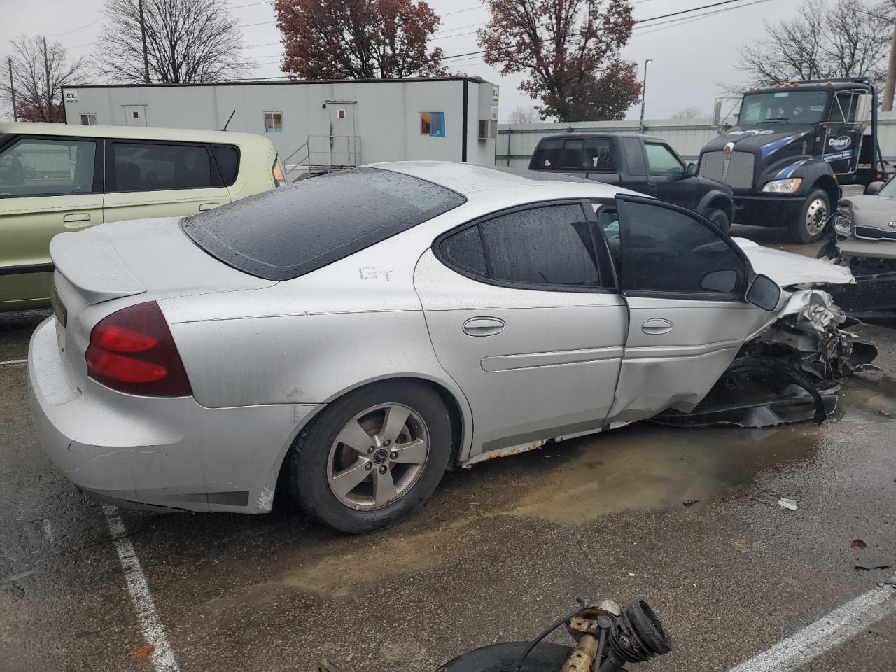 Image 3 of 2005 PONTIAC GRAND PRIX GT 2005 with VIN 2G2WS522251278284