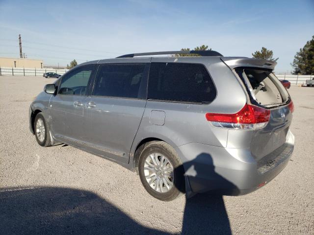 Image 2 of 2013 TOYOTA SIENNA XLE 2013 with VIN 5TDYK3DC7DS310099