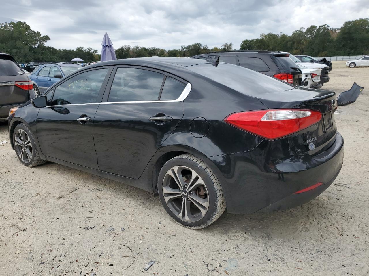 Image 2 of 2015 KIA FORTE EX 2015 with VIN KNAFX4A85F5357703
