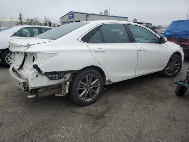 Obraz 3 z 2016 TOYOTA CAMRY LE 2016 z VIN 4T1BF1FK9GU531606