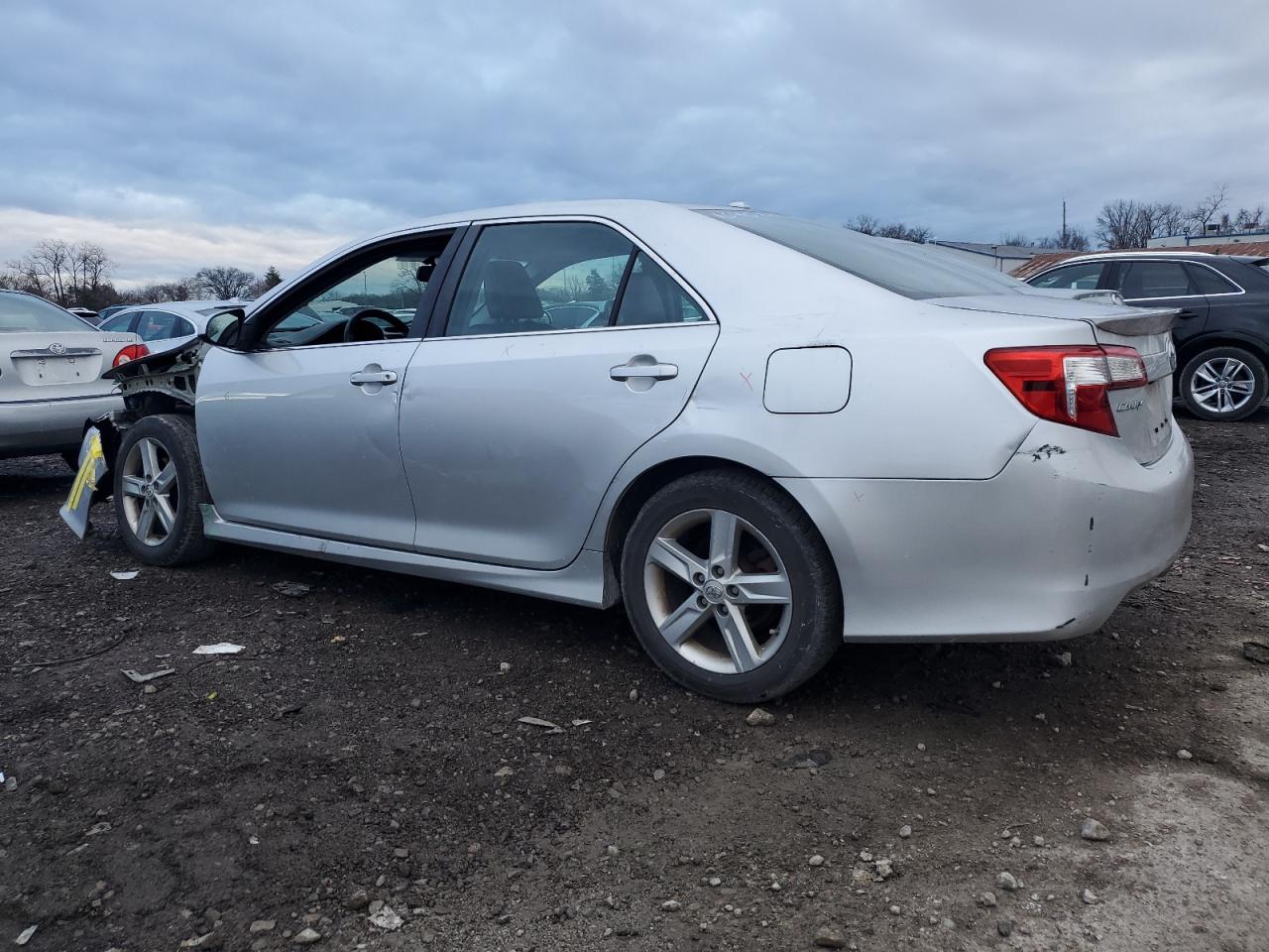 Изображение 2 2014 TOYOTA CAMRY L 2014 с VIN 4T1BF1FK6EU734031