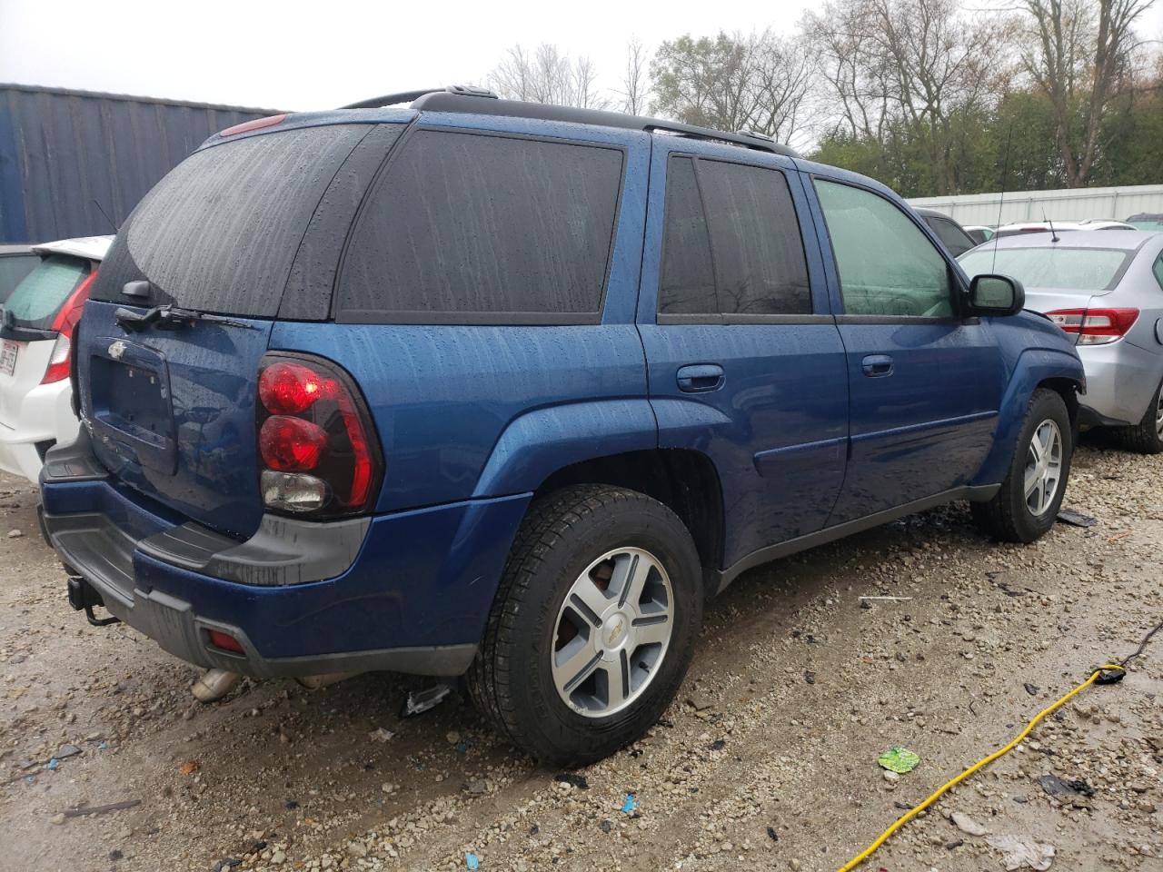Изображение 3 2005 CHEVROLET TRAILBLAZER LS 2005 с VIN 1GNDT13S652106015