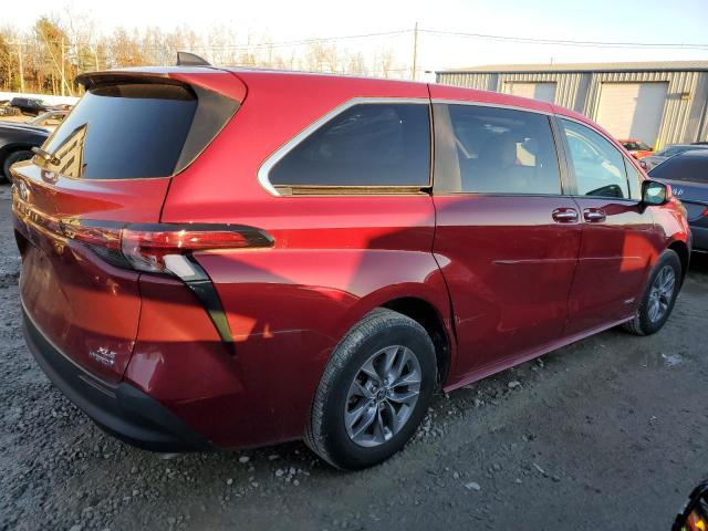 Obraz 3 z 2021 TOYOTA SIENNA XLE 2021 z VIN 5TDYSKFC2MS006556