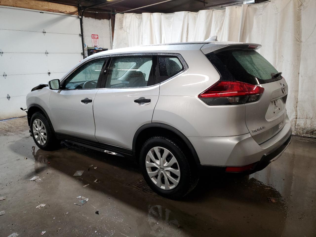 Image 2 of 2017 NISSAN ROGUE S 2017 with VIN KNMAT2MV1HP604429