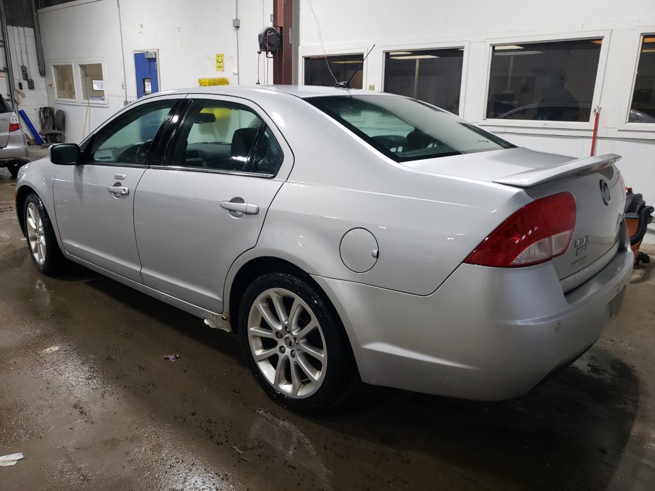 Изображение 2 2010 MERCURY MILAN PREMIER 2010 с VIN 3MEHM0JA5AR652448