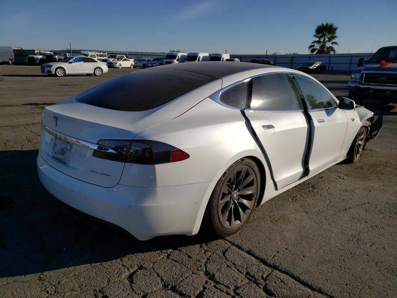 Изображение 3 2020 TESLA MODEL S  2020 с VIN 5YJSA1E29LF365319