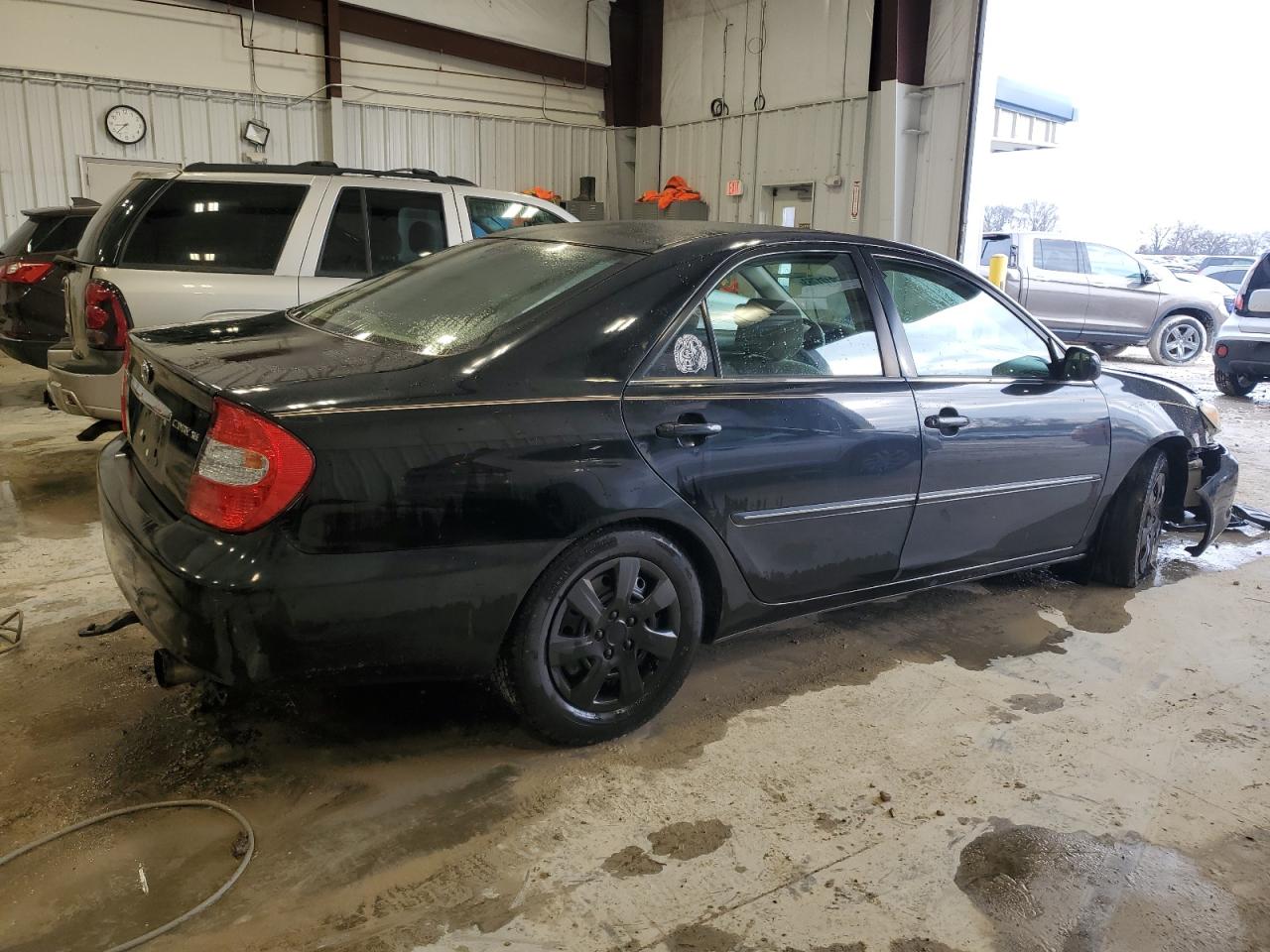 Изображение 3 2003 TOYOTA CAMRY LE 2003 с VIN 4T1BE32K43U135579