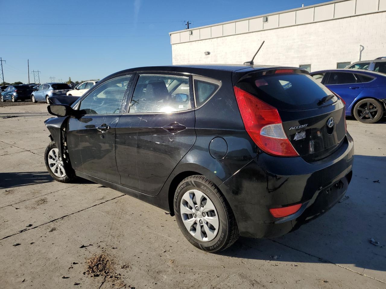 Image 2 of Hyundai Accent Se 2017 with VIN KMHCT5AE1HU355092