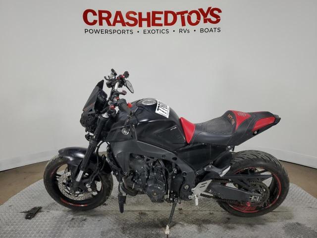 Obraz 3 z 2022 YAMAHA MT09  2022 z VIN JYARN71E5NA003050