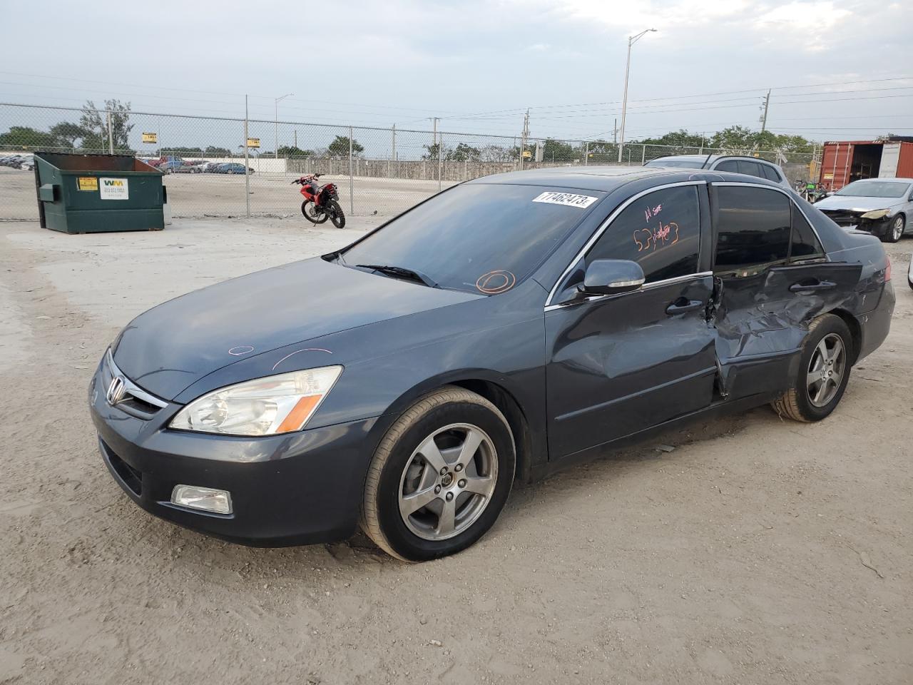 Image 1 of 2006 HONDA ACCORD HYBRID 2006 with VIN JHMCN364X6C003374