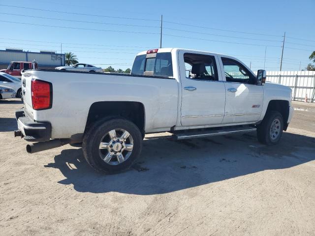 Изображение 3 2018 CHEVROLET SILVERADO K2500 HEAVY DUTY LTZ 2018 с VIN 1GC1KWEY0JF156019
