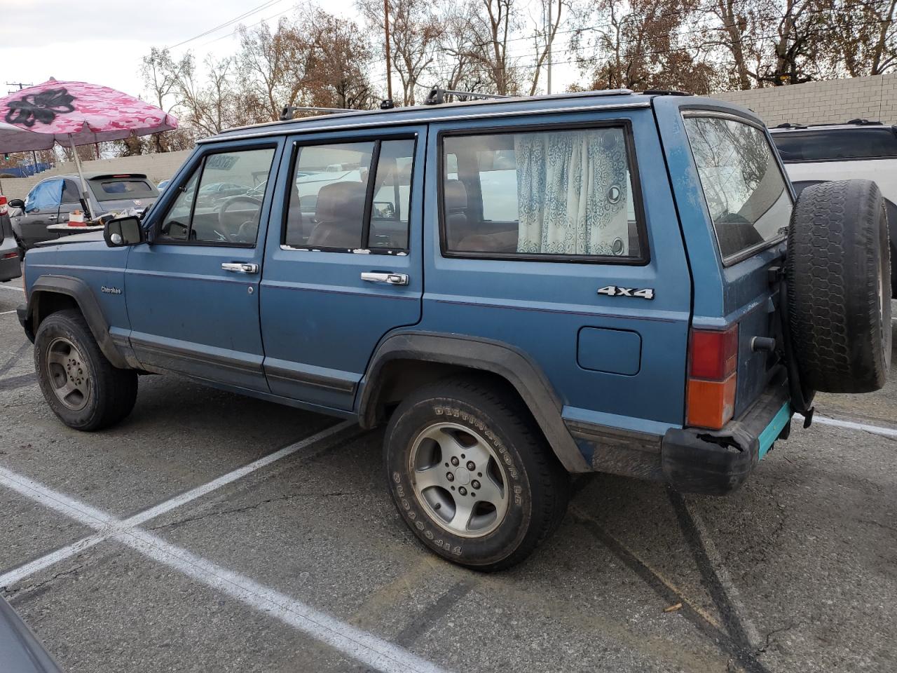 Image 2 of 1986 JEEP CHEROKEE LAREDO 1986 with VIN 1JCWL7846GT152101