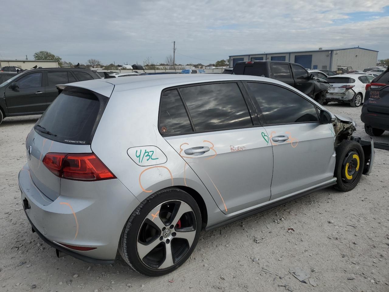 Obraz 3 z 2016 VOLKSWAGEN GTI S/SE 2016 z VIN 3VW4T7AU6GM018123