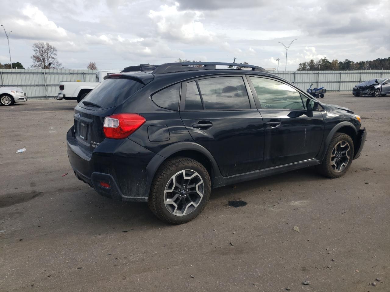 Image 3 of 2016 SUBARU CROSSTREK PREMIUM 2016 with VIN JF2GPADC5G8243868