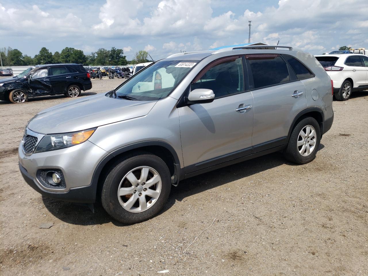Image 1 of 2013 KIA SORENTO LX 2013 with VIN 5XYKT4A23DG422822