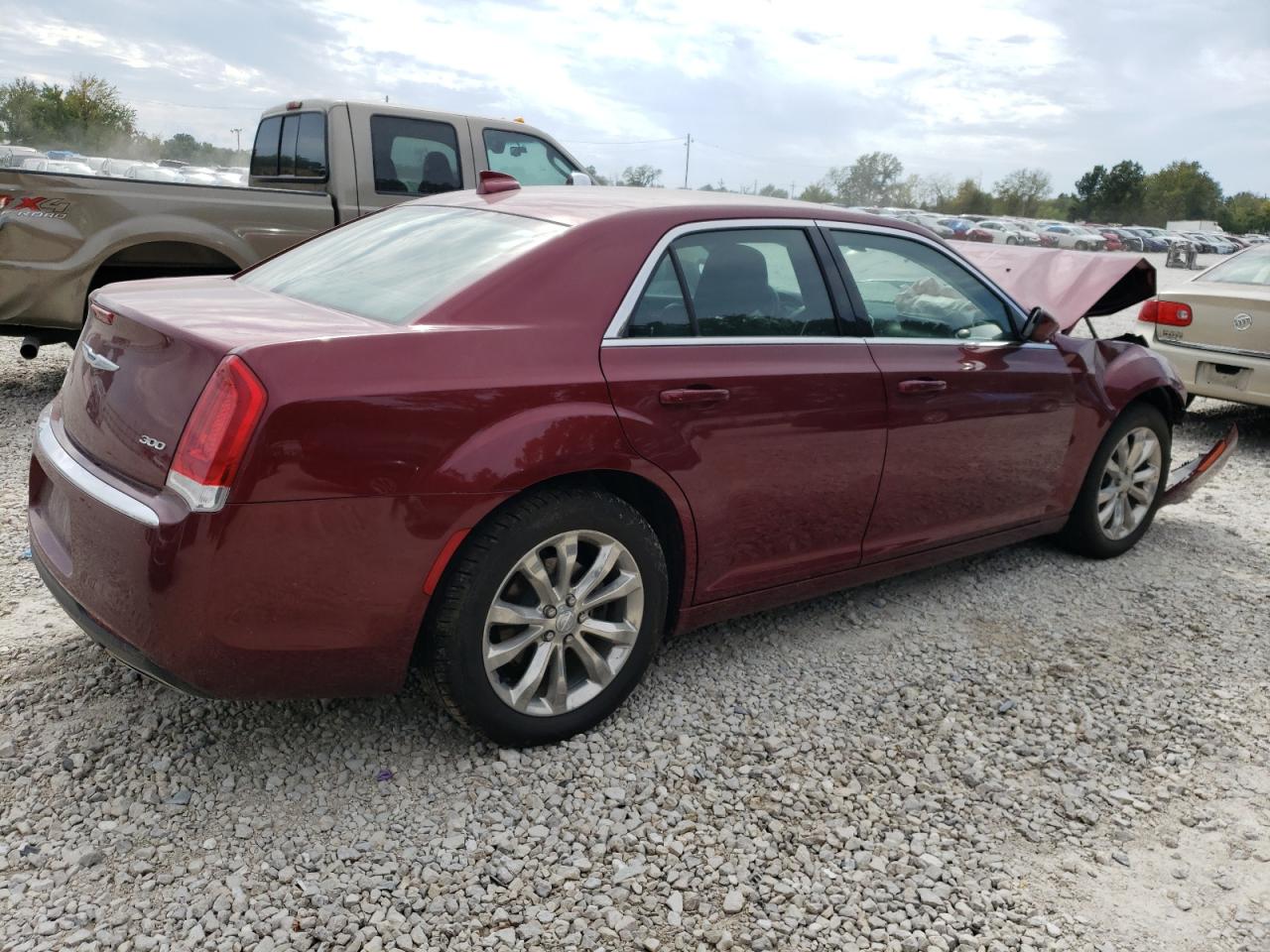 Изображение 3 2019 CHRYSLER 300 TOURING 2019 с VIN 2C3CCARG8KH508360