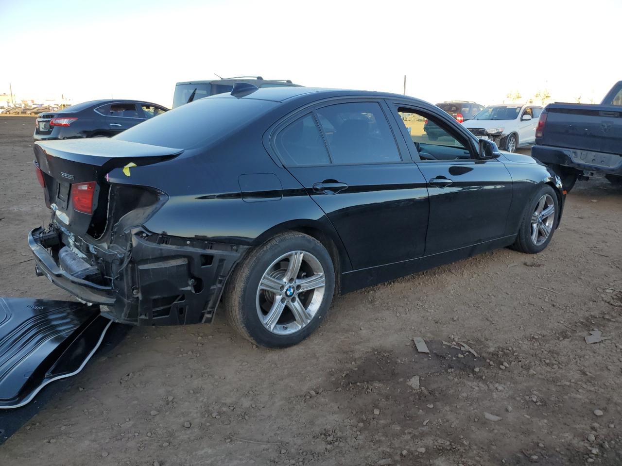 Obraz 3 z 2014 BMW 328 I SULEV 2014 z VIN WBA3C1C54EK105411