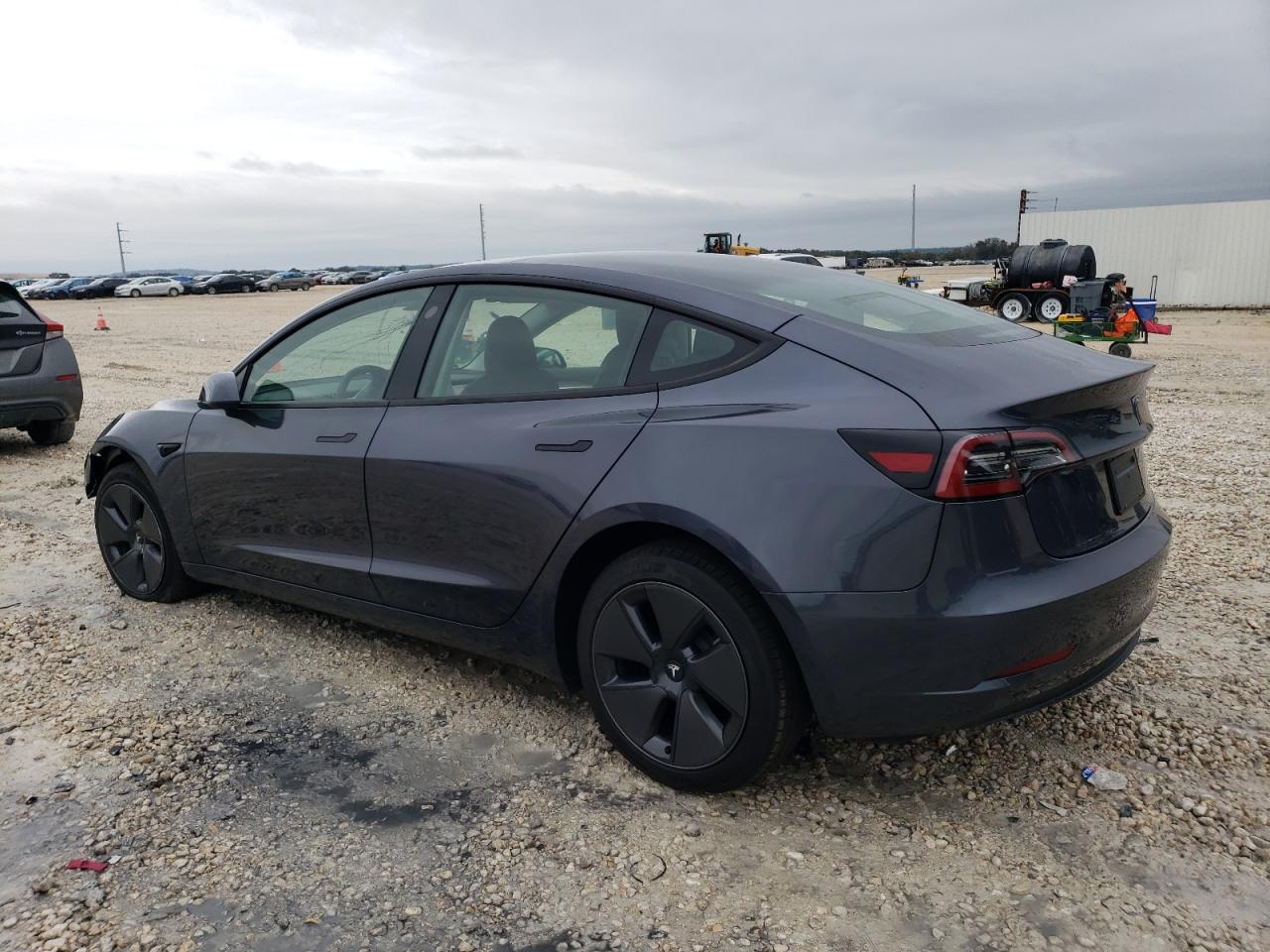 Изображение 2 2023 TESLA MODEL 3  2023 с VIN 5YJ3E1EA6PF656639