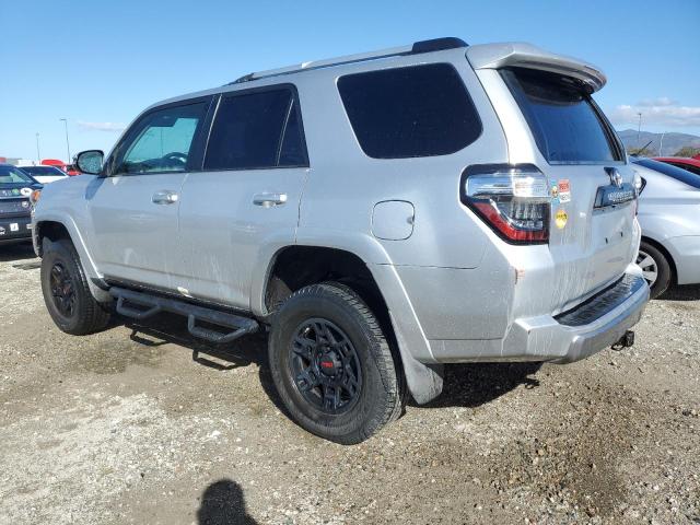 Изображение 2 2016 TOYOTA 4RUNNER SR5/SR5 PREMIUM 2016 с VIN JTEBU5JR2G5340783