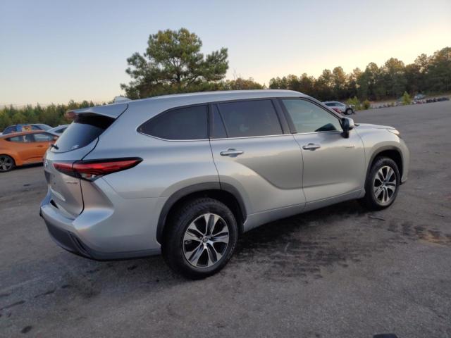 Image 3 of 2021 TOYOTA HIGHLANDER HYBRID XLE 2021 with VIN 5TDGARAH6MS008305