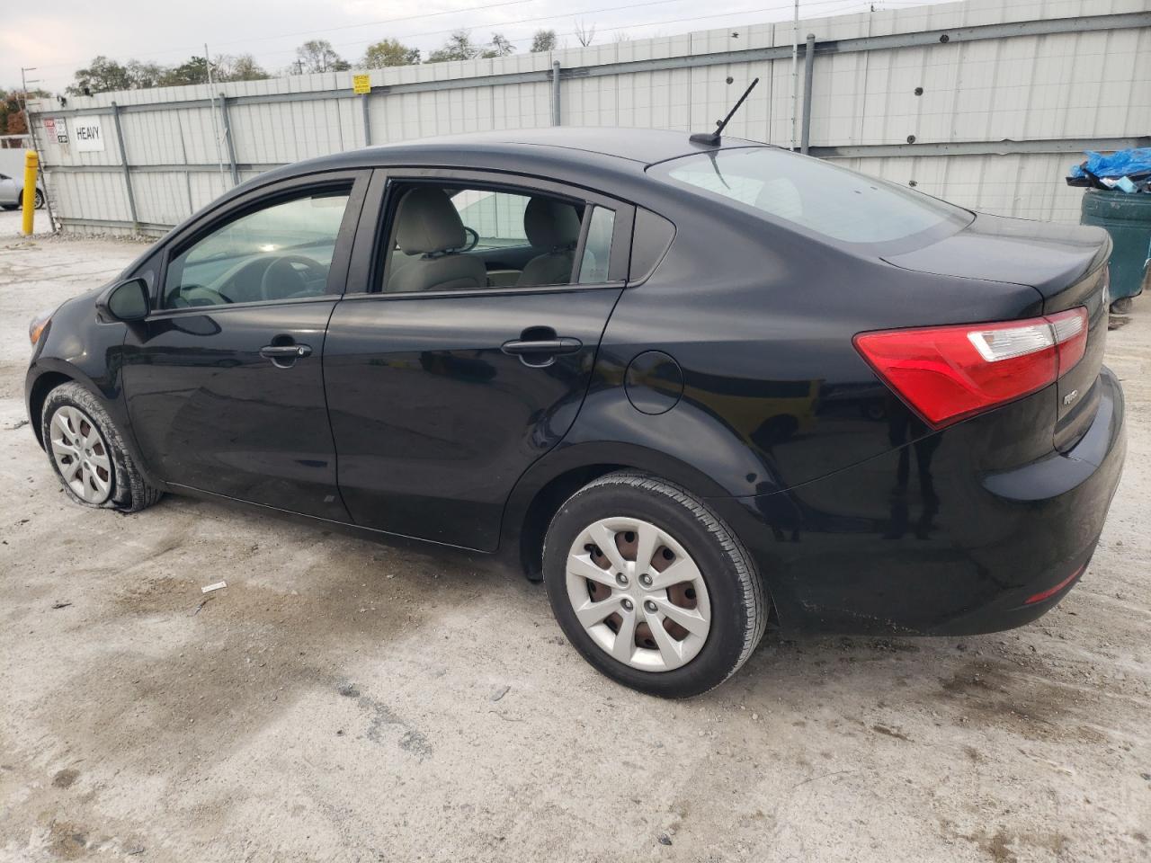 Obraz 2 z 2013 KIA RIO LX 2013 z VIN KNADM4A35D6153530