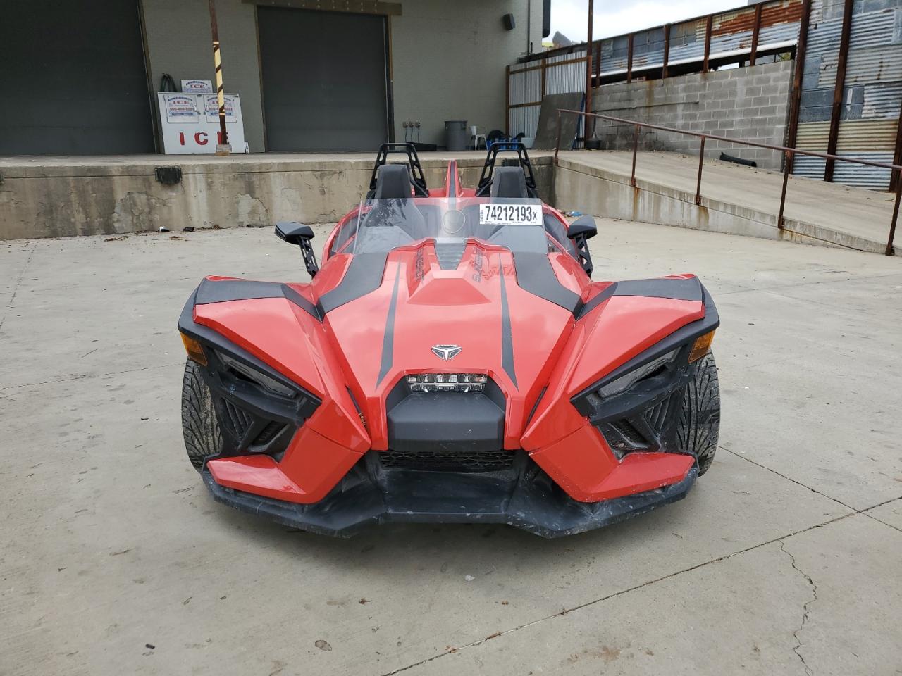 Image 2 of 2020 POLARIS SLINGSHOT SL 2020 with VIN 57XAAPHD9L8140398