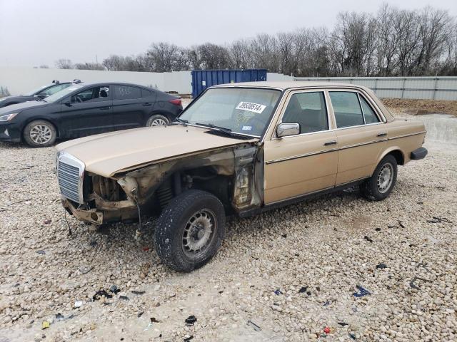 Image 1 of 1983 MERCEDES-BENZ 300 DT 1983 with VIN WDBAB33A1DB023879