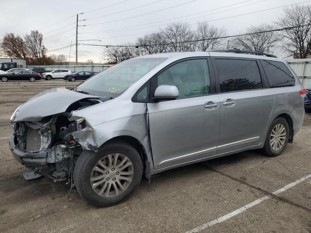 Obraz 1 z 2011 TOYOTA SIENNA XLE 2011 z VIN 5TDYK3DC7BS112801